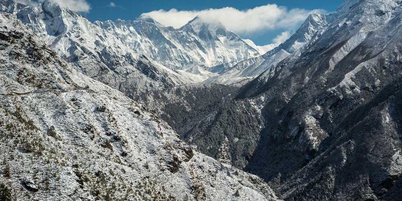 领域五：时间与空间的拓扑实验 (扭曲常态的维度认知)