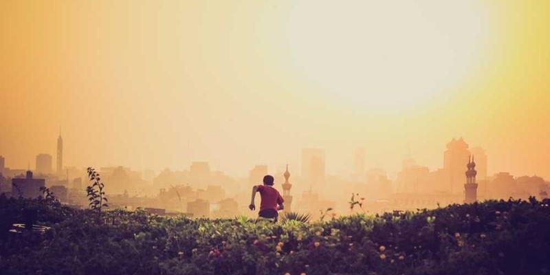 记录完成一项重大任务后，那瞬间的“胜利性空虚”与随之而来的迷失