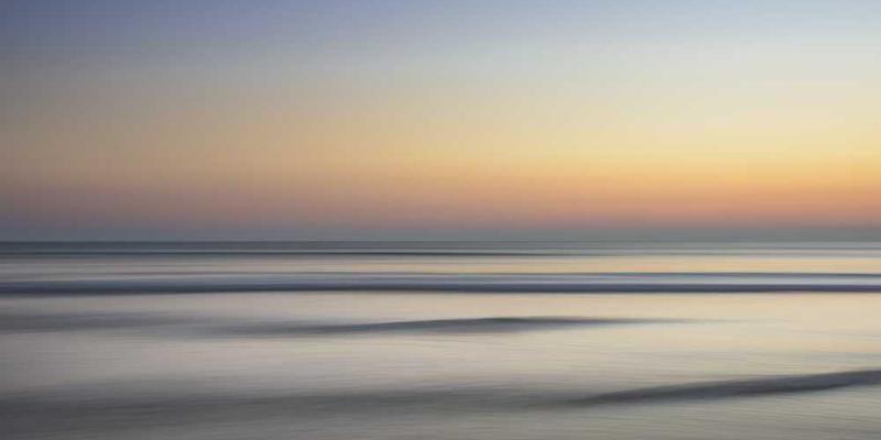 如果移民去了北欧，那个“我”可能发展出对极夜与极光的独特祭祀。