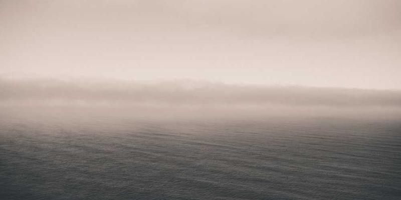 未来考古队挖出我们的硬盘，试图从聊天记录和AI日志中复原21世纪文明