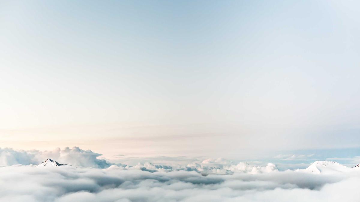 体育场馆建设中的“豆腐渣”工程，因涉及多方利益，安全事故调查常不了了之。